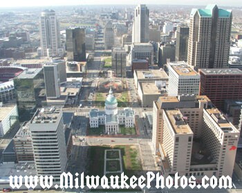 St Louis from the Air by Ian Pritchard